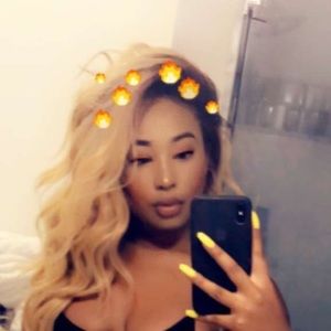 Meet your Posher, Nadia